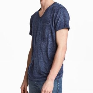 T-shirt with Raw Edges